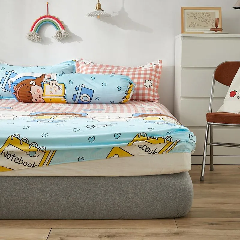 Girls Favorite Time Fitted Bedsheet