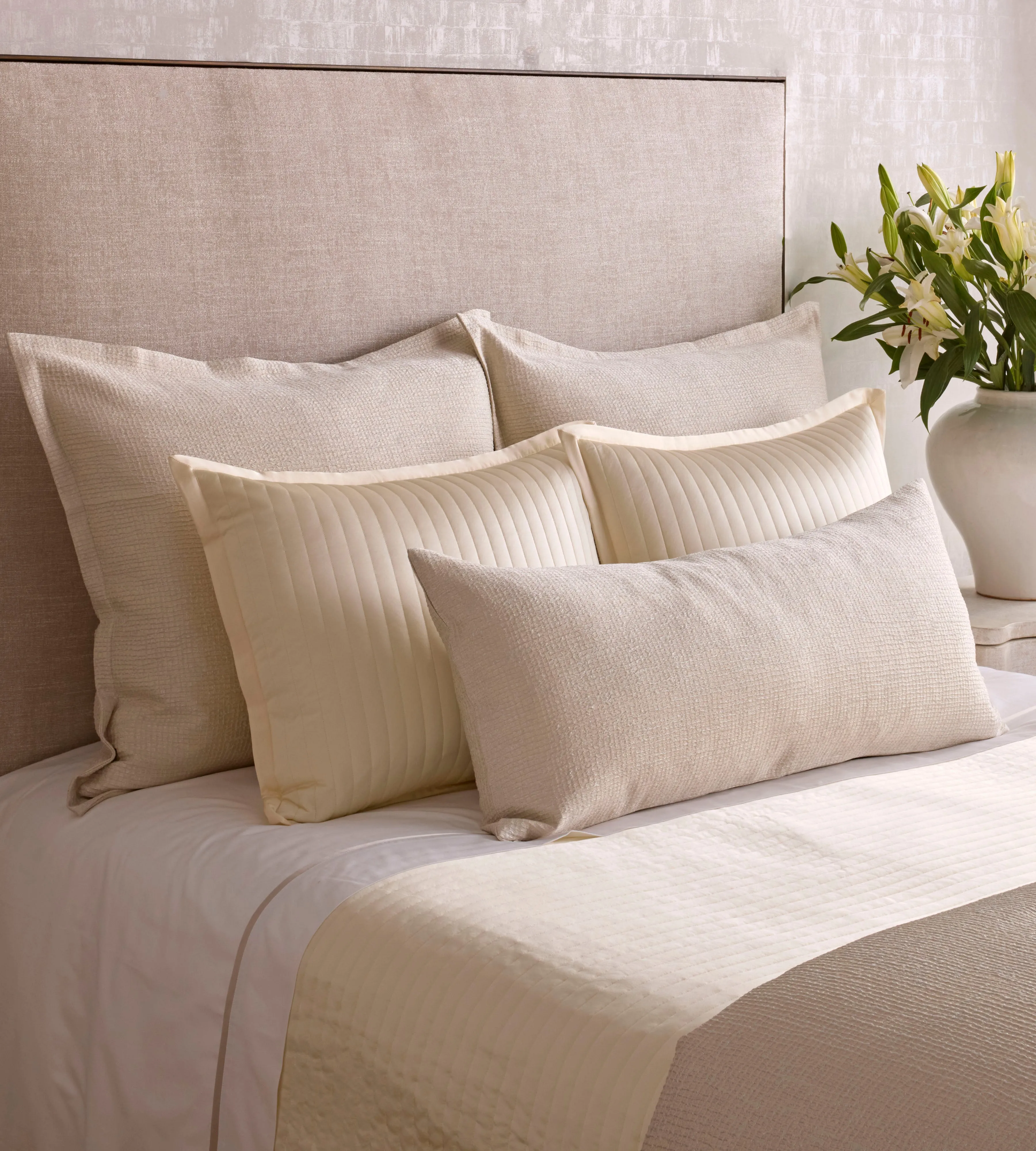 Screen Padded Coverlet